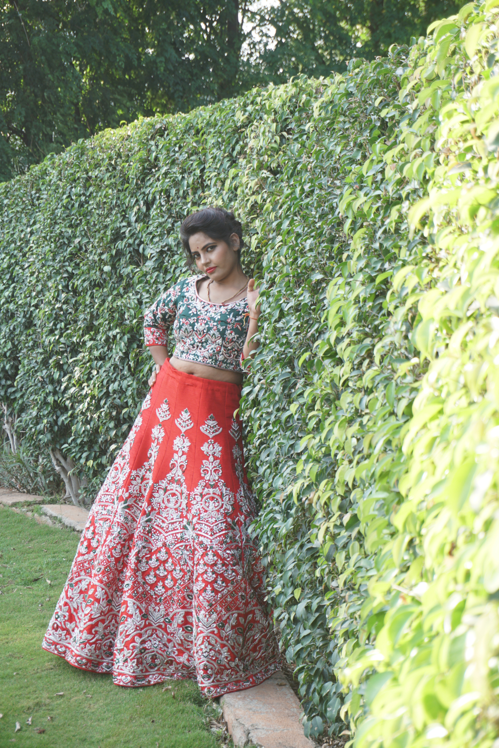 red birdal lehenga