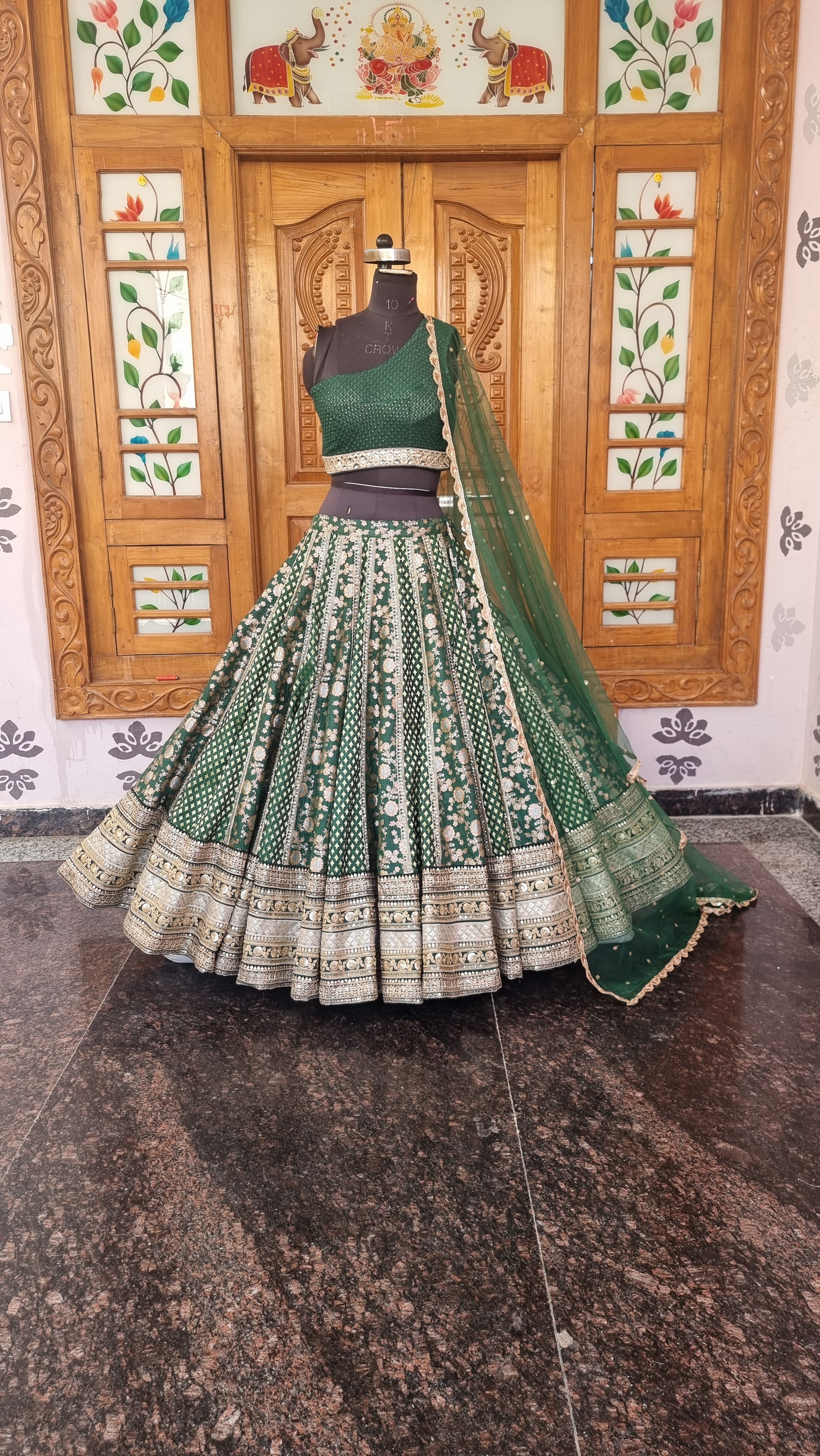Emerald Meenakari Banarasi Lehenga